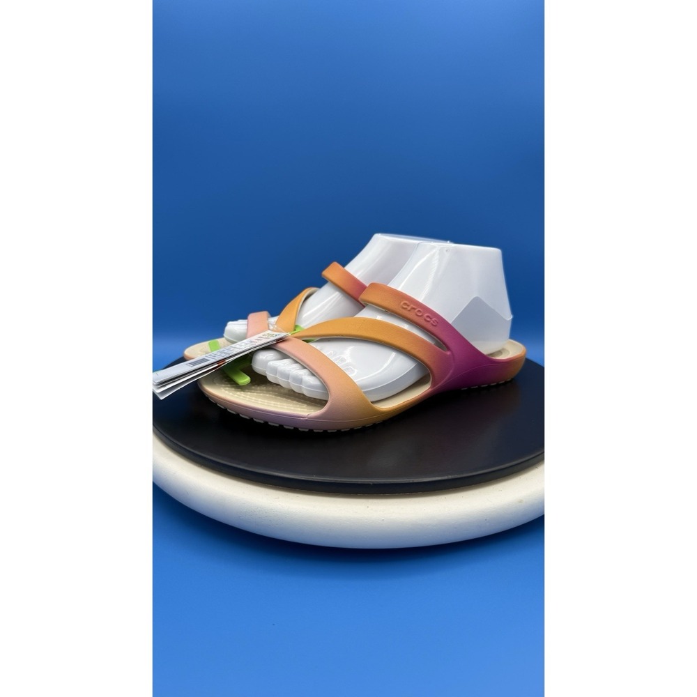 Crocs Womens Kadee ll Tropical Ombre Strappy Sandals Size 7 Flats Beach Shoes